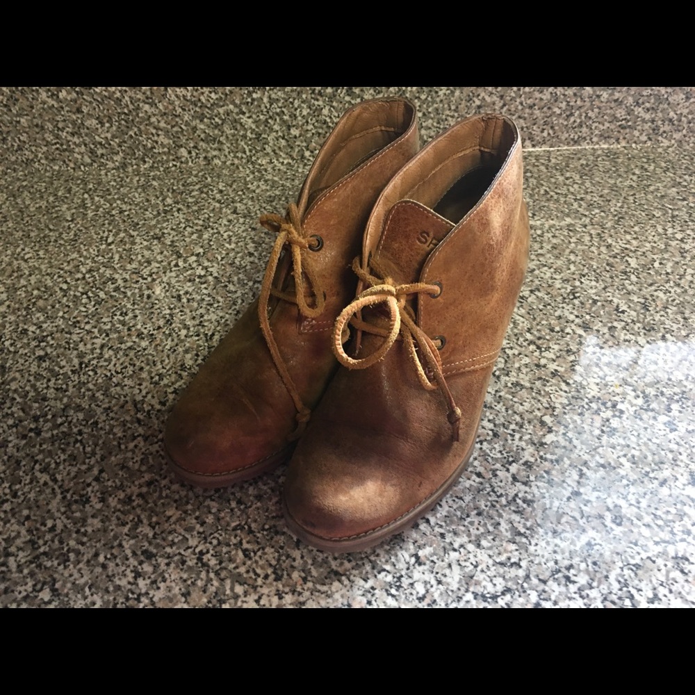 Sperry wedge booties